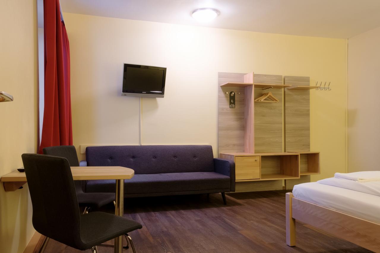 Euro Youth Hostel